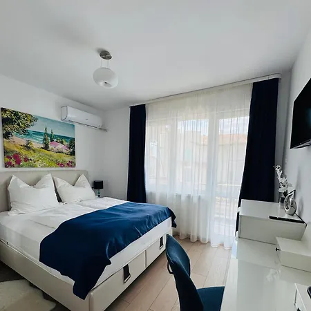 Berlin, With 3 Bedrooms *