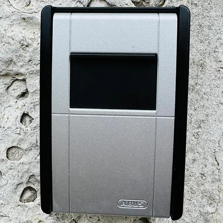 Berlin, With 3 Bedrooms * בלצ'יק